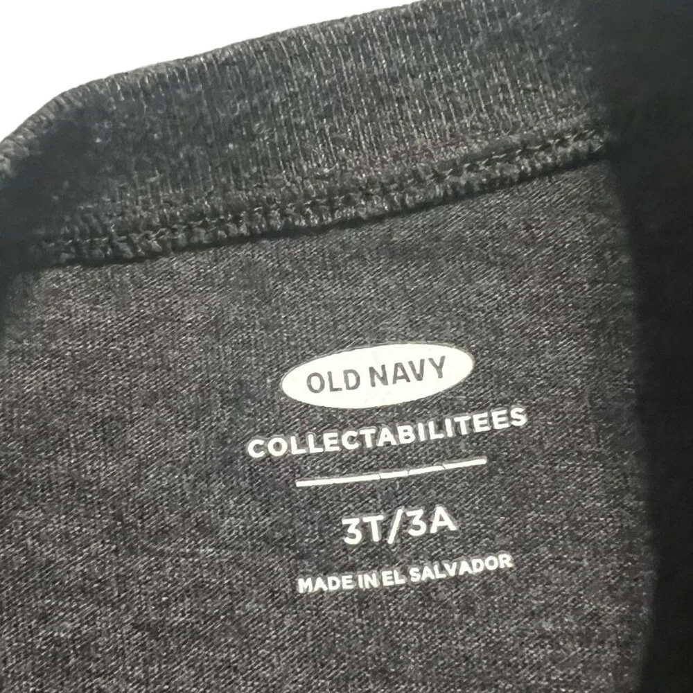 Old Navy Collectibilitees 3T Marvel Superheroes Shirt